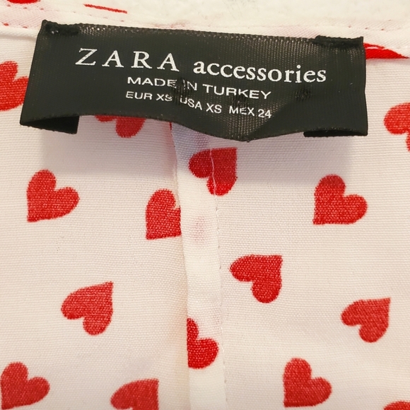 Heart print tie front blouse - Picture 4 of 4